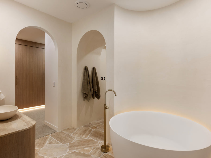MILOS - milos-ensuite-01